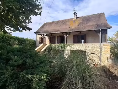 maison proche centre village