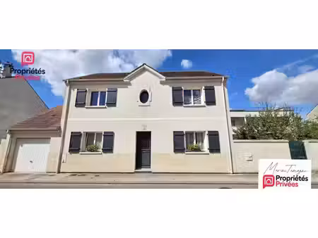 compiègne : maison individuelle récente avec 4 chambres dont suite parentale - sous-sol co