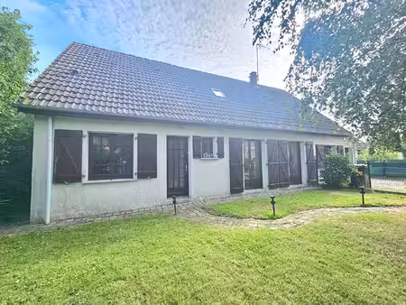 vente maison 6 pièces  140.00m²  rue
