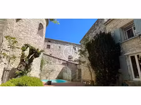 maison avec piscine et terrasse uzès (30)