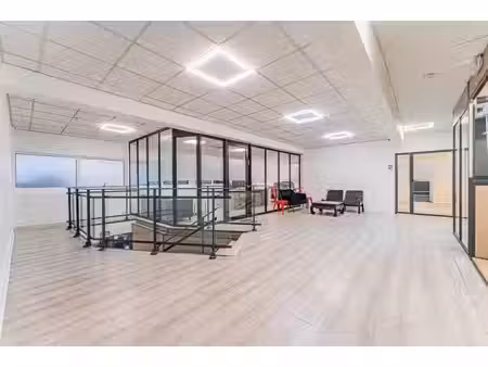 location entrepôt 956m²