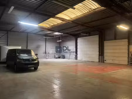 location entrepôt gretz-armainvilliers 77220 700m²