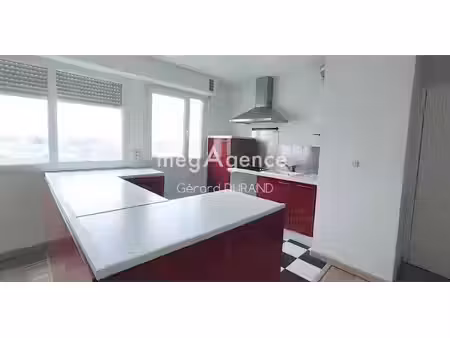 grande polyvalence pour cet appartement 3 chambres