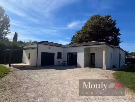 villa meublee et recente de plain pied a pradines