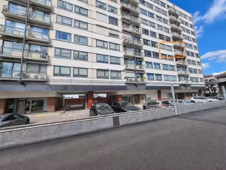 appartement te koop in genk met 3 slaapkamers