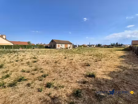 achat terrain 2 950m² vendat 03110