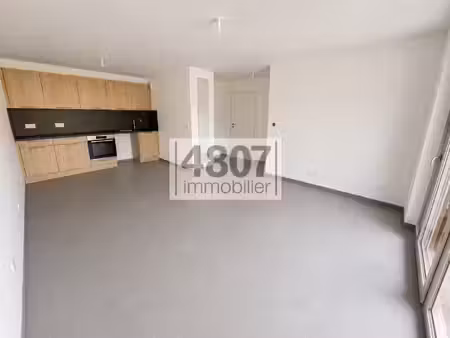 achat appartement 2 pièces 45m² cluses 74300