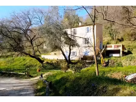 location appartement 1 pièce 30 m² à nice (06100)