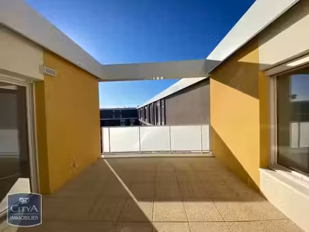 appartement à louer 3 pièces 82.46 m² - monteux (84) - 877€