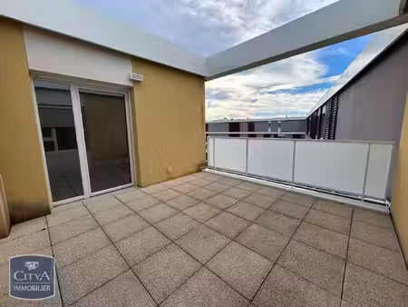 appartement à louer 3 pièces 82.46 m² - monteux (84) - 897€