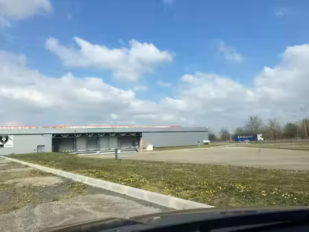 entrepôt à louer