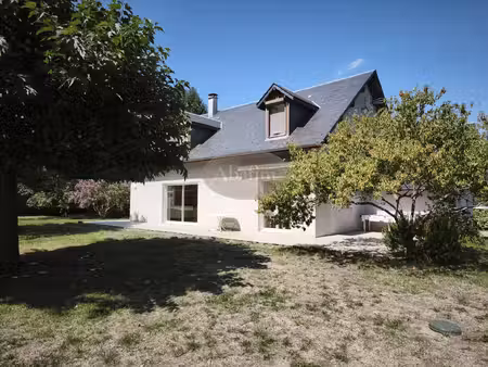charmante villa avec vue