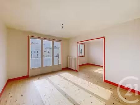 location appartement 3 pièces 62m² clermont ferrand 63000