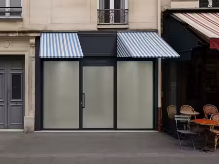 location commerce paris 75018 63m²