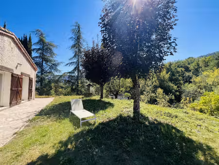maison familiale au calme  sans travaux
