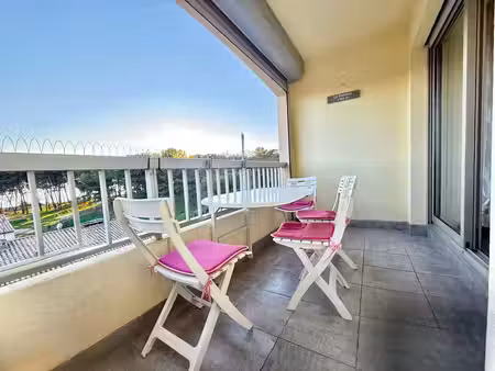 location appartement 1 pièces 23m2 saint-mandrier-sur-mer (83430) - 650 € - surface privée