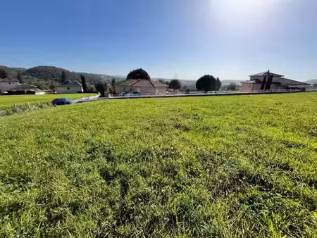vente terrain 1000 m² à saint-etienne-de-maurs (15600)  30 000 €