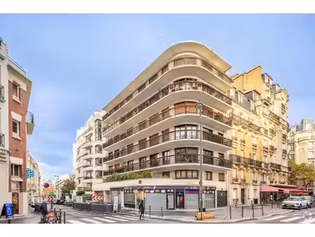 location commerce paris 75015 75m²