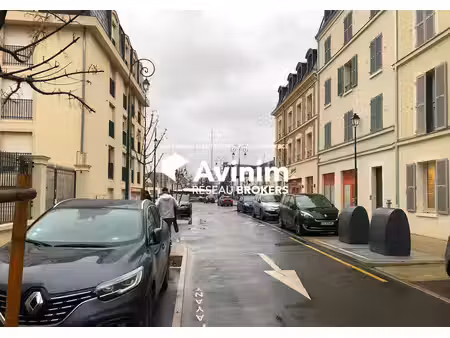 location commerce pontoise 95300 271m²