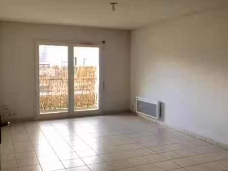 location appartement 2 pièces 48m² st brieuc 22000