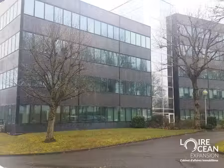 location bureaux nantes 44000 330m²