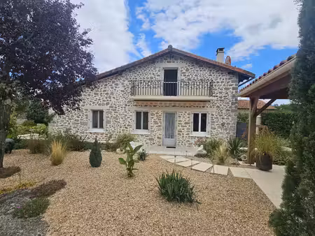 charmante propriété en pierre - deux maisons mitoyennes dans le périgord vert