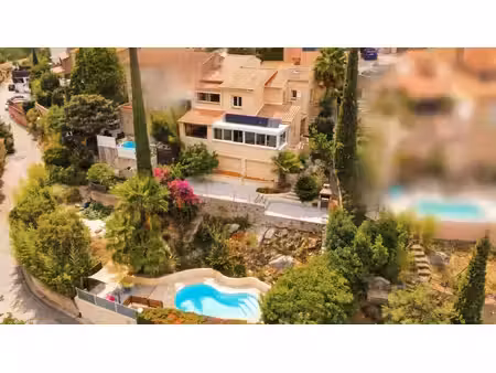 exclusivité belgentier | villa en parfait état avec piscin