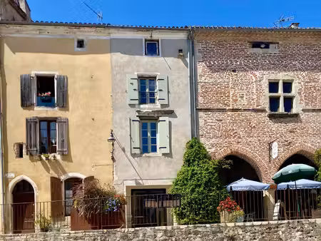 maison de village de charme avec jardin et vues exceptionnelles
