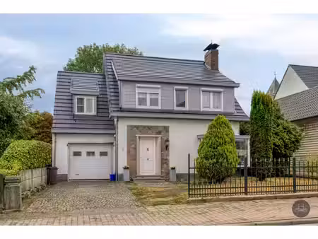huis te koop in nijlen met 4 slaapkamers