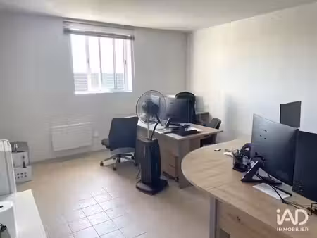 location locaux professionnels 0 pièces 20 m² à villabé (91100)  700 €