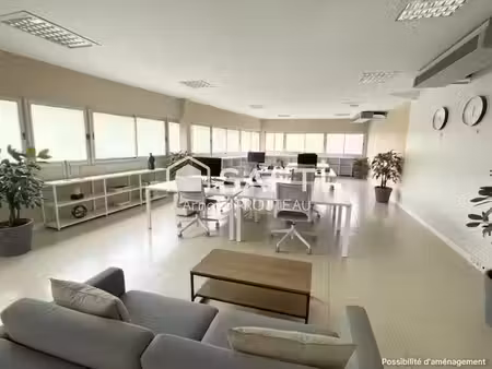 location locaux professionnels 4 pièces 200 m² à blagnac (31700)  2 400 €