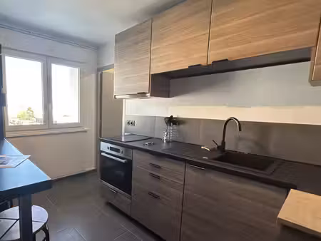 location appartement 1 pièce 37m² la chapelle st luc 10600
