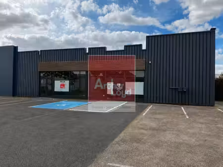 location local commercial 391m² troyes 10000
