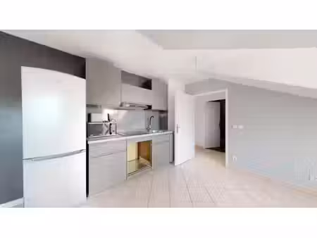location appartement 2 pièces 35 m2 à pontault-combault