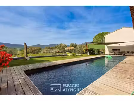 villa contemporaine au coeur des vignes