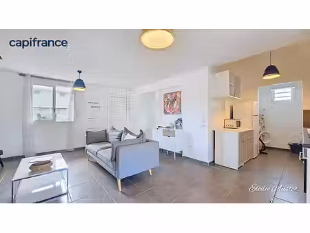 villa t4 en duplex à louer avec jacuzzi