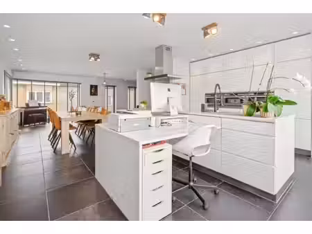 appartement te koop in kallo met 5 slaapkamers