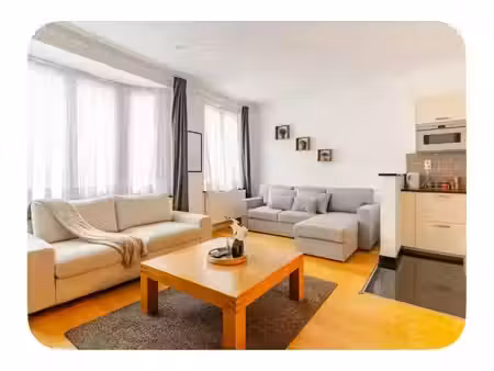 appartement à louer à rue des champs etterbeek (vbe63056)