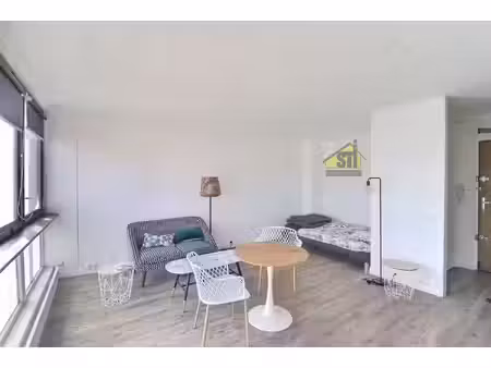location appartement 1 pièce 32 m² à paris 14 (75014)