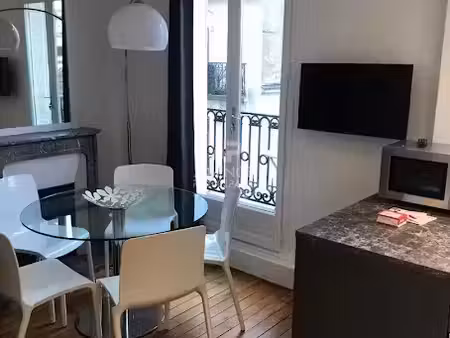 location meublée appartement 2 pièces 38.67 m² à paris 16ème (75016)  1 680 €
