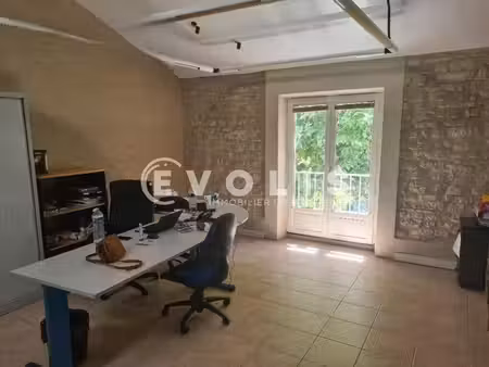 location bureaux velleron 84740 260m²