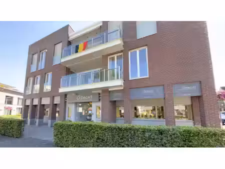 handelsgelijkvloers te huur in centrum de pinte