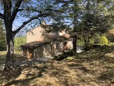 vente propriété 8 pièces 200 m² à bonnieux (84480)  565 000 €