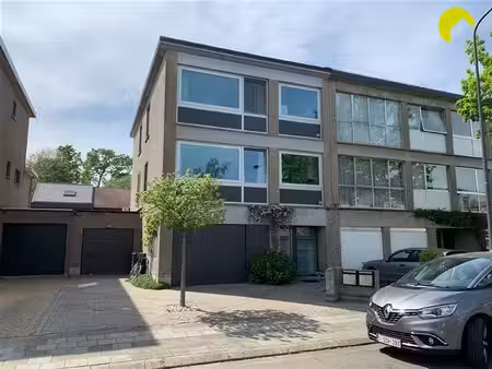 appartement te huur in mortsel met 2 slaapkamers