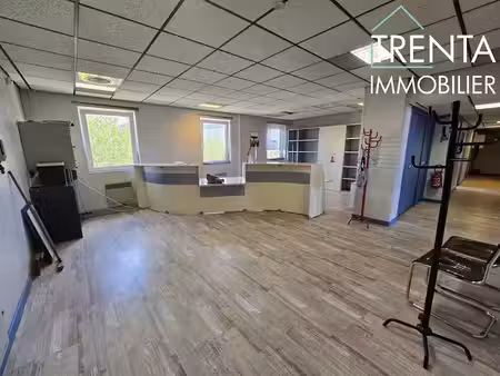 vente locaux professionnels 9 pièces 170 m² à grenoble (38000)  169 000 €