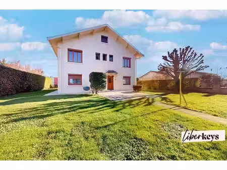 maison familiale individuelle avec grand terrain de 1 000 m² – secteur calme à pusignan
