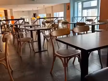 vente locaux professionnels 3 pièces 170 m² à chateau-gontier (53200)  56 000 €