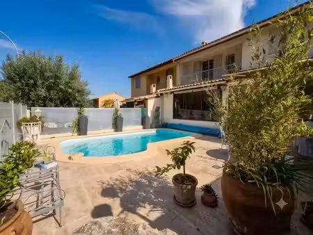 vente maison 4 pièces 130 m² à saint-cyr-sur-mer (83270)  585 000 €