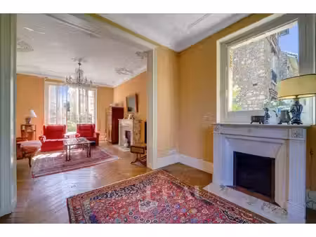 versailles montreuil-saint-symphorien — maison meulière familiale de 210 m² avec jardin et