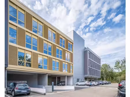 location bureaux 423m² à 2145m²